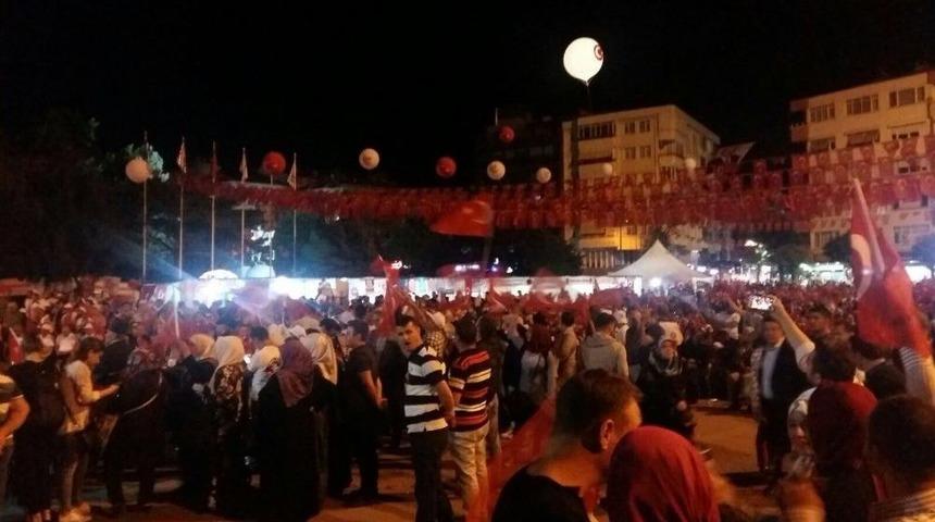 Kırklareli Demokrasi N&ouml;betinde