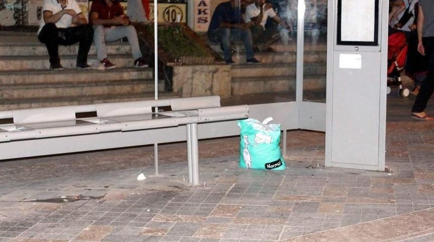 Binlerce Kişinin Katıldığı Y&uuml;r&uuml;y&uuml;ş Esnasında Ş&uuml;pheli Poşet Paniği