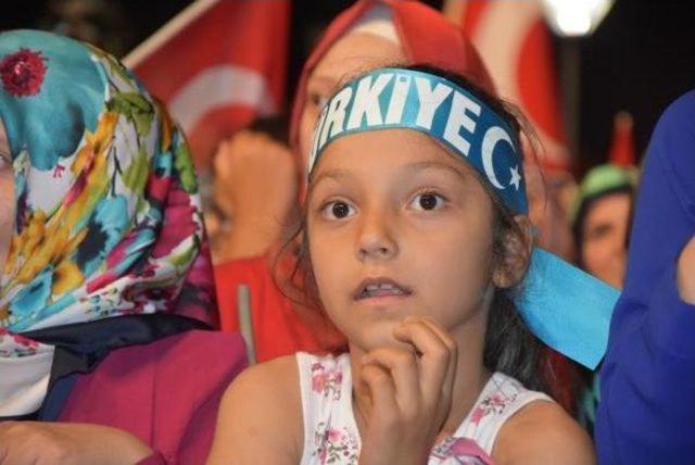 İzmir'de 15 Temmuz Demokrasi Ve Milli Birlik Günü Coşkusu (2)