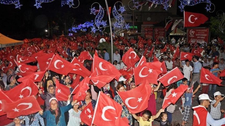 G&ouml;lbaşı İl&ccedil;esinde 15 Temmuz Coşkusu