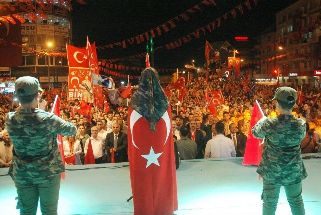 10 Binlerce Vanlı Beşyol Meydanında N&ouml;bete Başladı