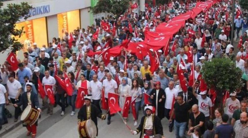 Ordu'da Binlerce Kişi 'demokrasi N&ouml;beti'nde
