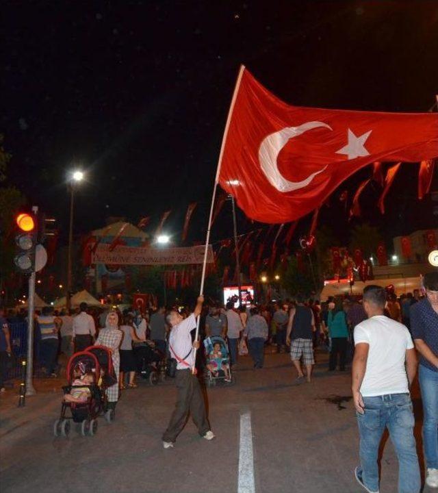 Denizli'de 15 Temmuz Coşkusu