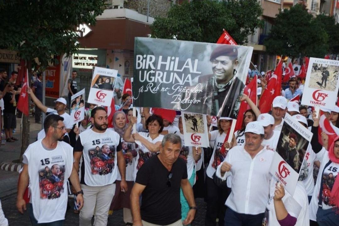 Aydınlılar 15 Temmuz Etkinliklerine Yoğun İlgi G&ouml;sterdi