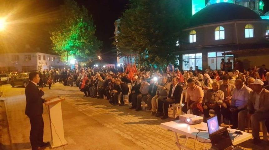 &Ccedil;avdarhisar, 15 Temmuz Demokrasi Zaferi Ve Şehitleri Anma G&uuml;n&uuml;&rsquo;nde Tek Yumruk