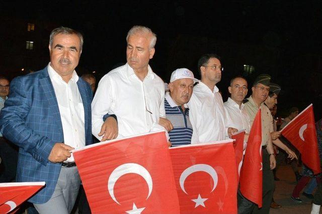 Kırıkkaleliler Demokrasi İ&ccedil;in Y&uuml;r&uuml;d&uuml; 1