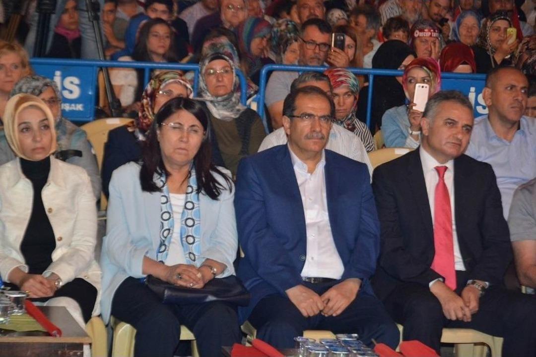 Uşak 15 Temmuz&rsquo;da Yine Meydandaydı