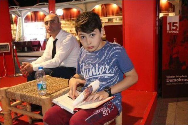 Demokrasi Ş&ouml;leni I&ccedil;in Taksim e Akın Ettiler 3