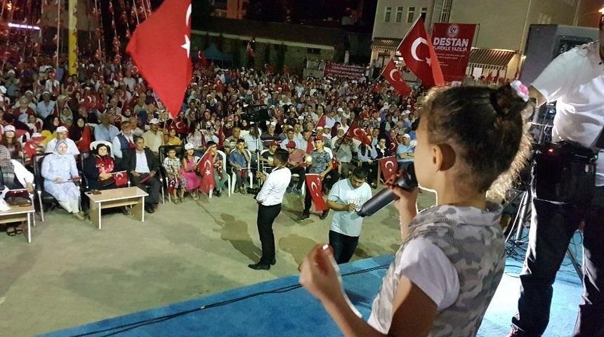 Vezirk&ouml;pr&uuml;&rsquo;de Demokrasi Ve Milli Birlik G&uuml;n&uuml;