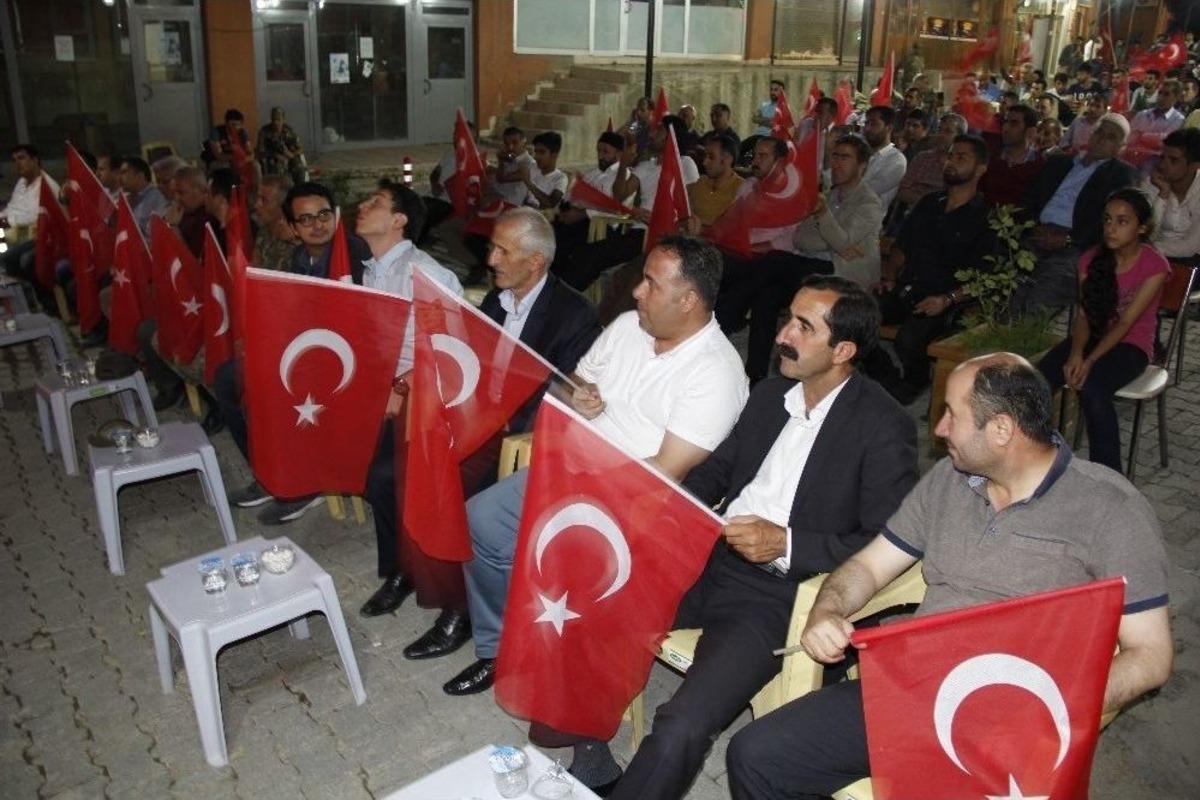 Şemdinli&rsquo;de 15 Temmuz Demokrasi Ve Milli Birlik G&uuml;n&uuml; Kutlandı
