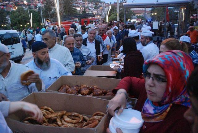 Tokat’ta Demokrasi Nöbeti