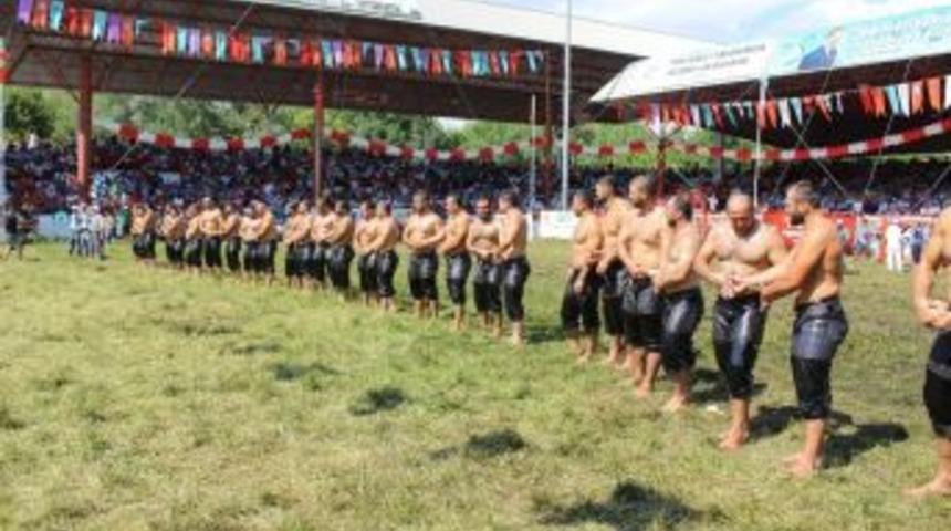 Başpehlivanlar &Ccedil;eyrek Finalde M&uuml;cadele Edecek