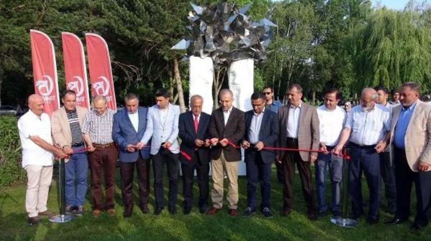 Şehitler 15 Ton Mermerle Anlatıldı