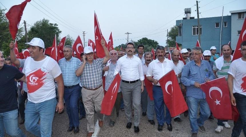 Sumbas&rsquo;ta "15 Temmuz" Y&uuml;r&uuml;y&uuml;ş&uuml;