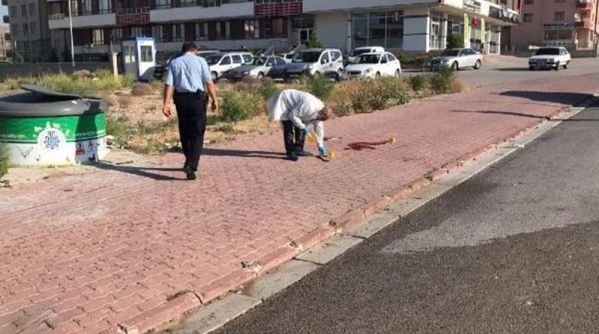 Sokak Ortasında Vuruldu