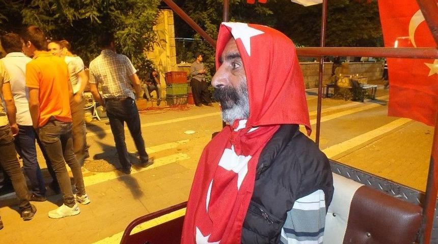 &lsquo;demokrasi N&ouml;beti&rsquo; Engel Tanımadı