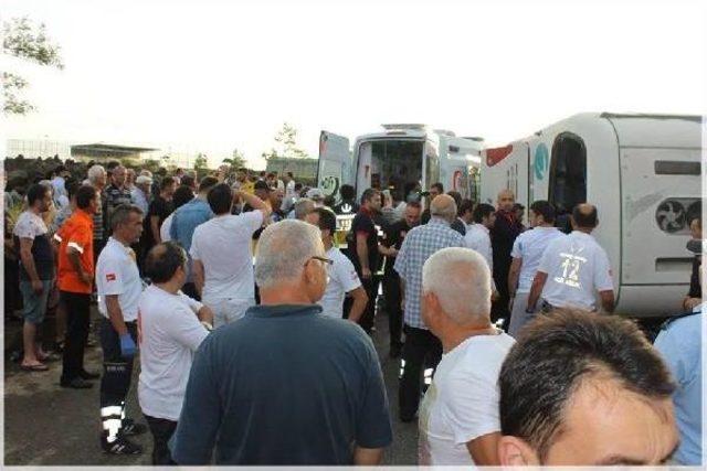 Gürcü Otobüsü Devrildi: Çoğu Çocuk 38 Kişi Yaralandı