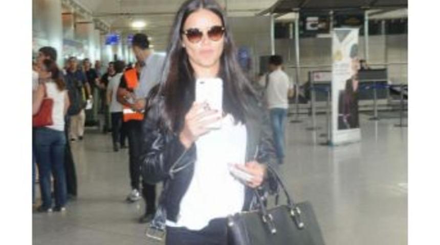Adriana Lima Abd&rsquo;Ye Yalnız Gitti