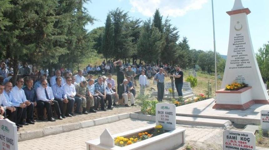 15 Temmuz Şehidinin Anıt Mezarı T&ouml;renle A&ccedil;ıldı