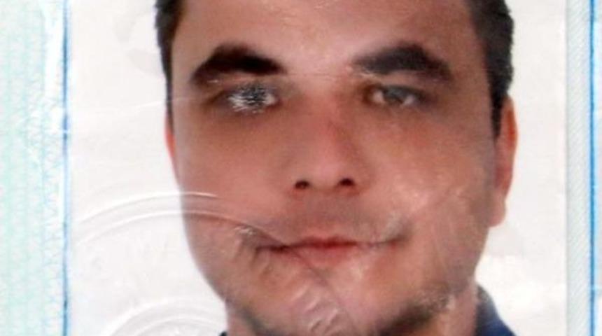 Hap I&ccedil;tikten Sonra Alkol Aldı, Apartman Kenarında &Ouml;l&uuml; Bulundu