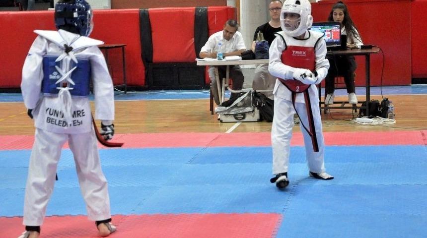 Uşak’ta 15 Temmuz Şehitleri İçin Taekwon-do Turnuvası Düzenlendi