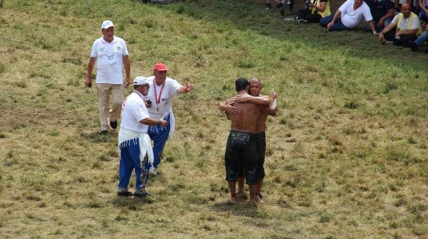 Kırkpınar&rsquo;da Başpehlivanlık Yarı Finalistleri Belli Oldu