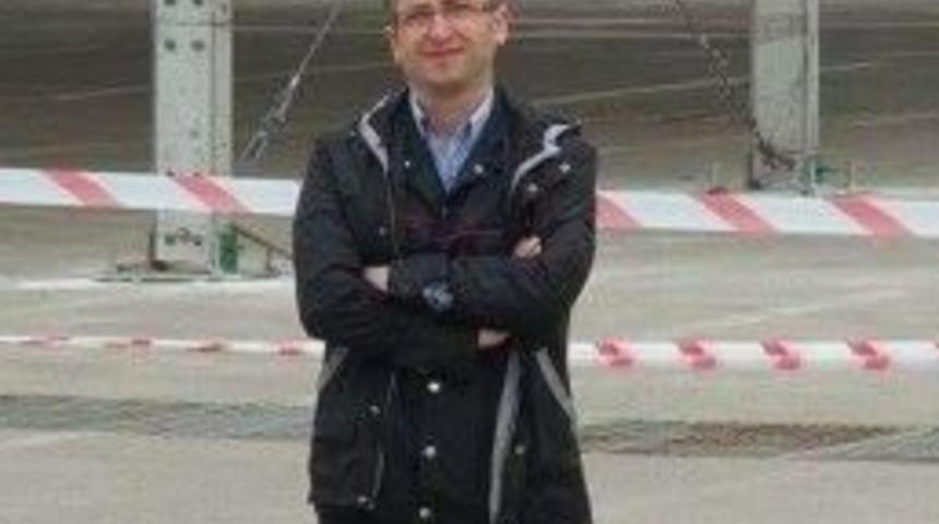 Elektrik &Ccedil;arpan Teknisyen Hayatını Kaybetti