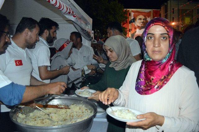 Eskişehir İhh 15 Temmuz’da Meydandaki Yerini Aldı