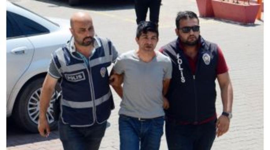 &Uuml;zerinde &rsquo;ge&ccedil;ersizdir&rsquo; Yazan Sahte Paralarla Onlarca Kişiyi Dolandırdı