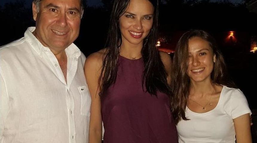 Adriana Lima Bodrum&rsquo;a Hayran Kaldı