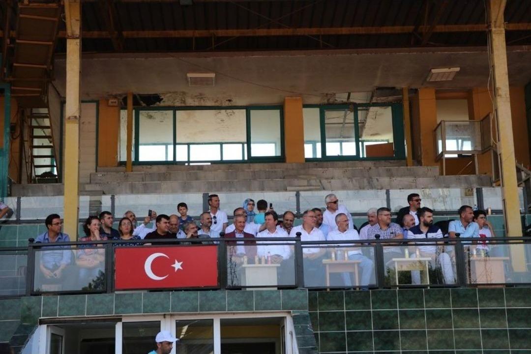 15 Temmuz Şehit Ve Gaziler Anısına Cirit M&uuml;sabakası Ger&ccedil;ekleşti