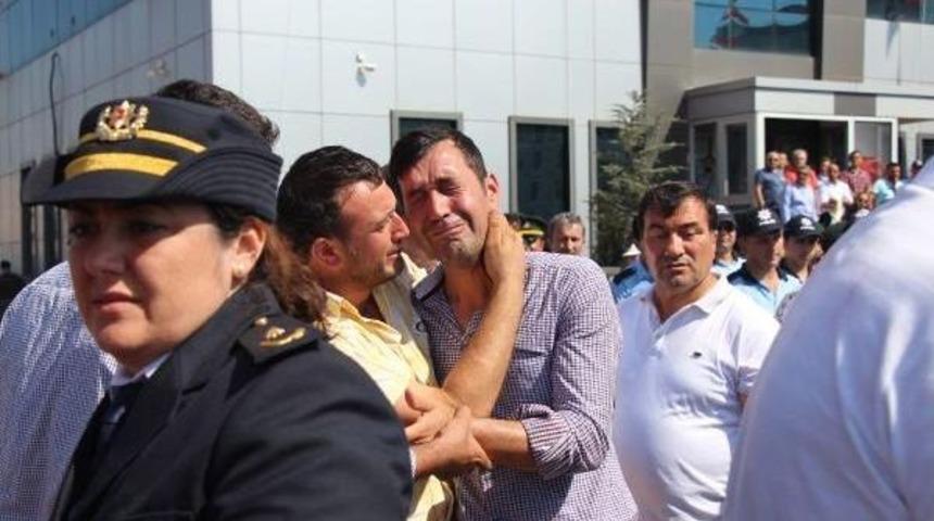 Şehit Polis Battal Yıldız'a G&ouml;rev Yaptığı Il&ccedil;e Emniyet M&uuml;d&uuml;rl&uuml;ğ&uuml;nde T&ouml;ren D&uuml;zenlendi