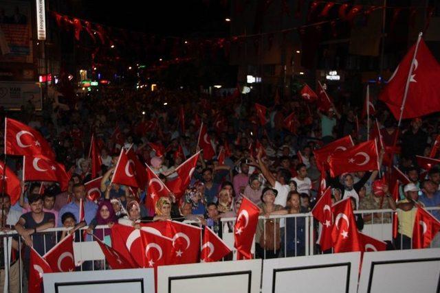 Nevşehir&rsquo;de Esat Kabaktepe Kahramanlık T&uuml;rk&uuml;leri Seslendirdi 2