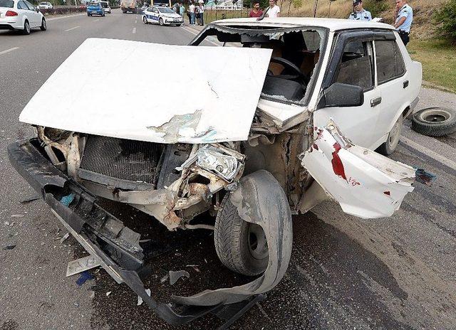 Karab&uuml;k&rsquo;te İki Ayrı Trafik Kazası: 3 Yaralı 2