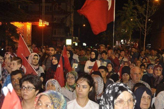 Balıkesir Demokrasi N&ouml;betine Devam Ediyor 1