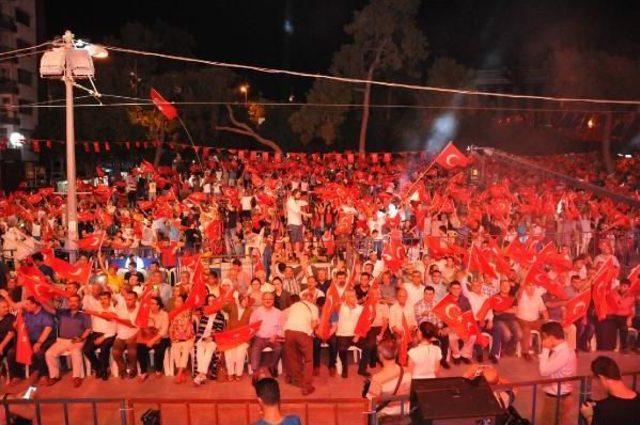 Antalya’Da Demokrasi Nöbeti