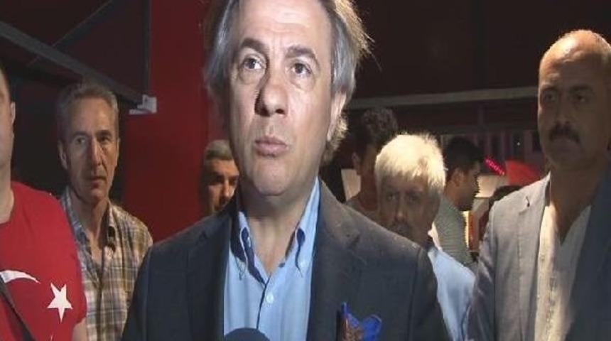 Taksim Meydanı'nda Demokrasi N&ouml;beti