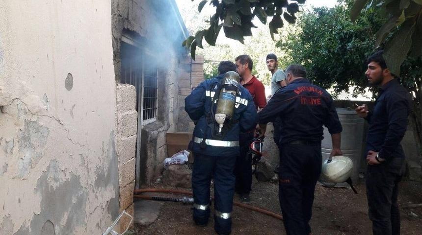 Odunluk Yangını Paniğe Neden Oldu