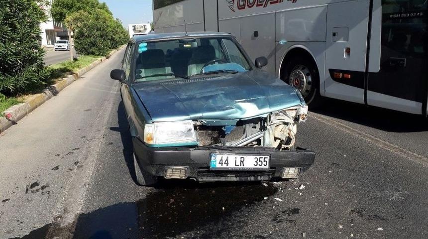 Ehliyetsiz S&uuml;r&uuml;c&uuml;n&uuml;n Karıştığı Zincirleme Kazada 1 Kişi Yaralandı