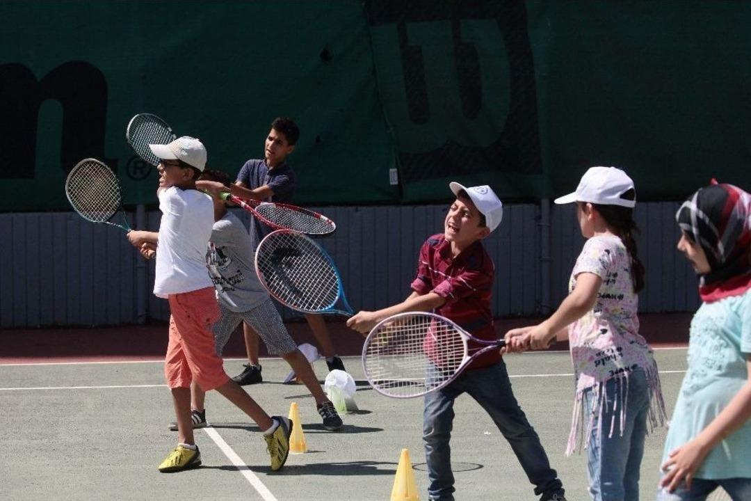 Adana&rsquo;da Suriyeli Raketler Yetişiyor