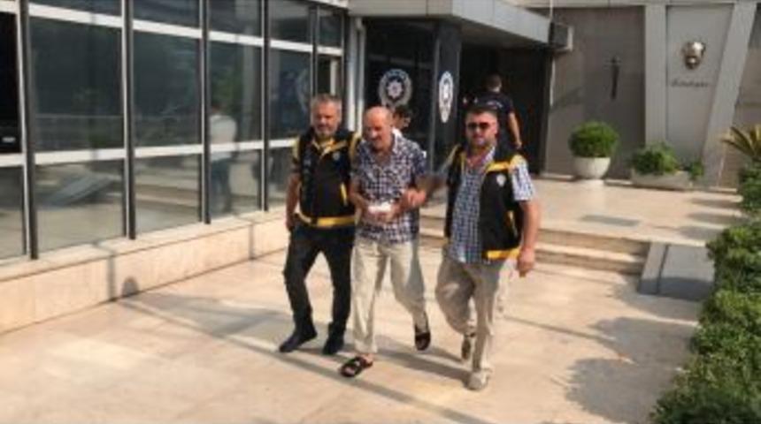 Uyuşturucu Sattığı İ&ccedil;in Oğlunu &Ouml;ld&uuml;ren Baba Adliyeye Sevk Edildi