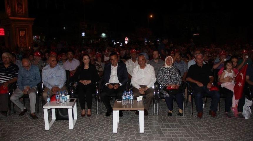 İncesu Halkı 15 Temmuz Demokrasi N&ouml;betinde Meydanları Doldurdu