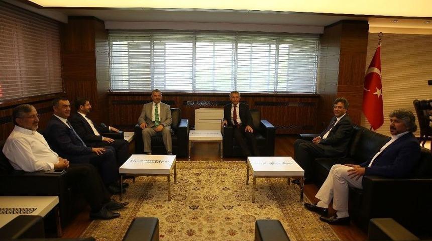 Borsa İstanbul Y&ouml;netim Kurulu Başkanı Karadağ, Başkan &Ccedil;elik&rsquo;i Ziyaret Etti