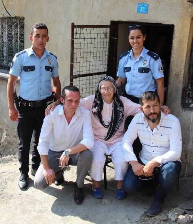 Dolandırıcıya Kaptırdığı Parası Iade Edilen Yaşlı Kadının Sevinci 1