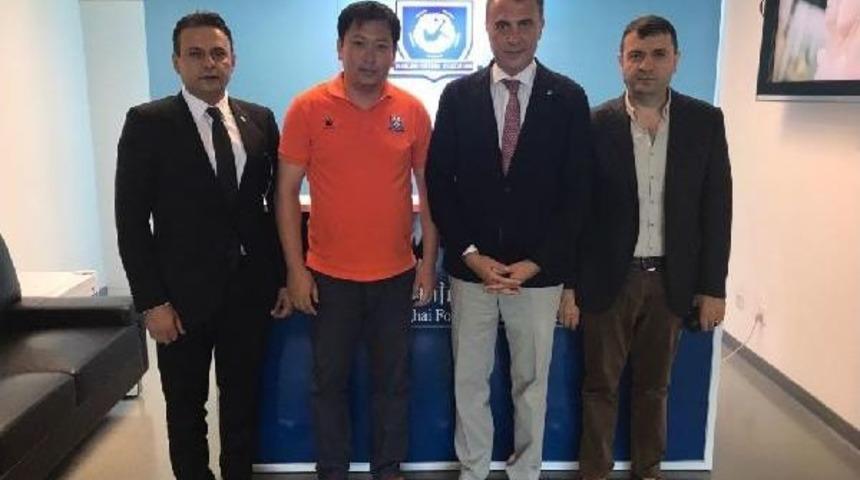 Fikret Orman, Şanghay Futbol Federasyonu'nu Ziyaret Etti