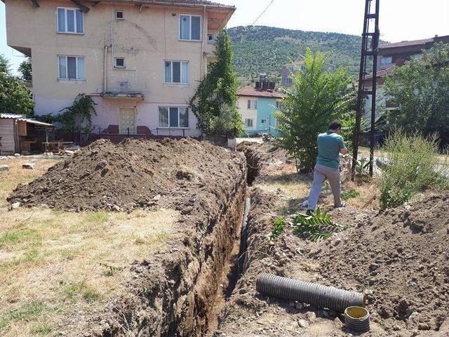 Vezirhan’da Kanalizasyon Çalışmaları Devam Ediyor