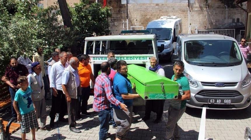 Yangında Ölen 3 Kardeşin Cenazesi Adli Tıp Morguna Getirildi