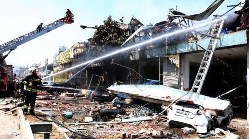 Sanayi Sitesinde Patlama:11 Yaralı (2)