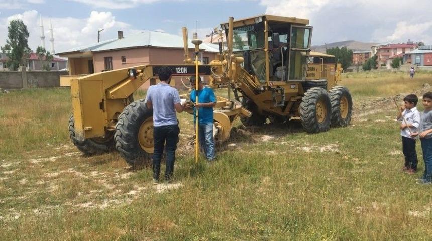 &Ccedil;aldıran&rsquo;da Yol A&ccedil;ma &Ccedil;alışması