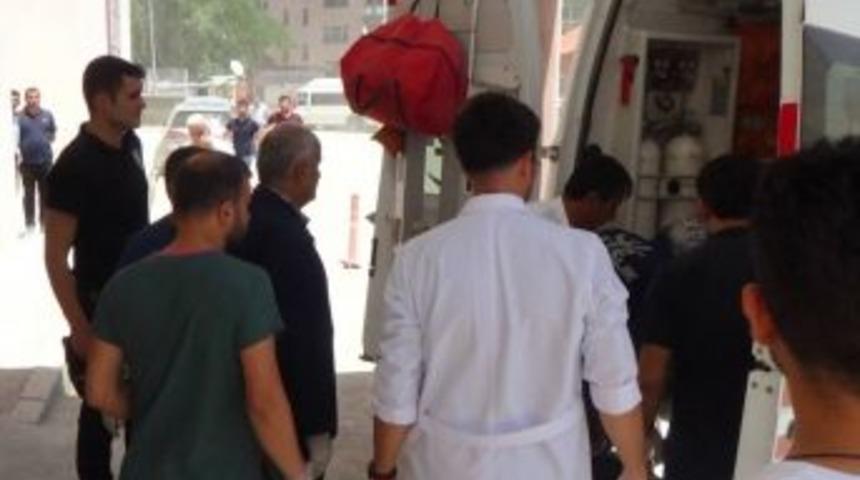 Patlamada Yaralanan 4 Asker Hakkari&rsquo;ye Getirildi